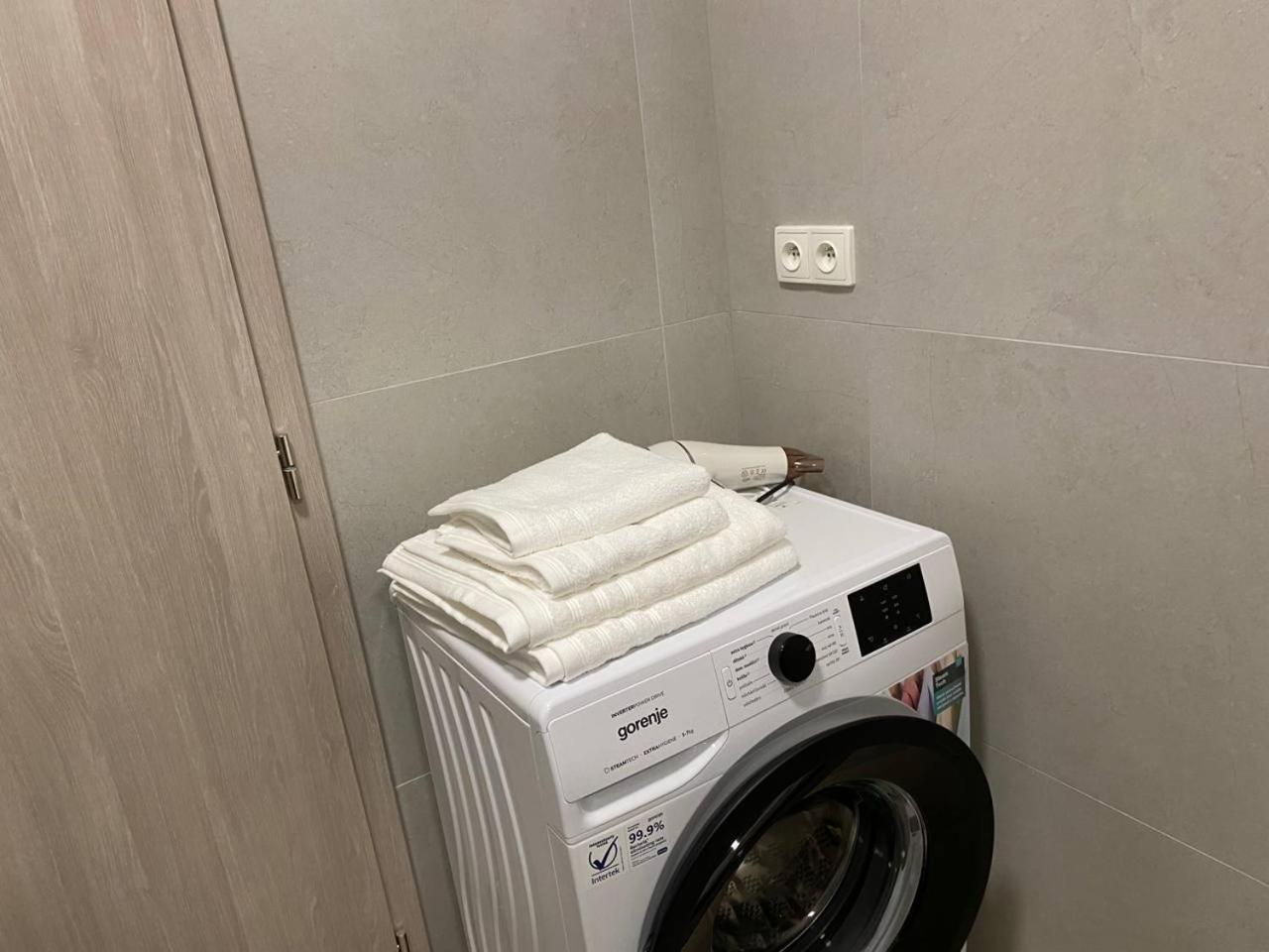 Perla Hradce 101 Apartment Hradec Kralove Bagian luar foto