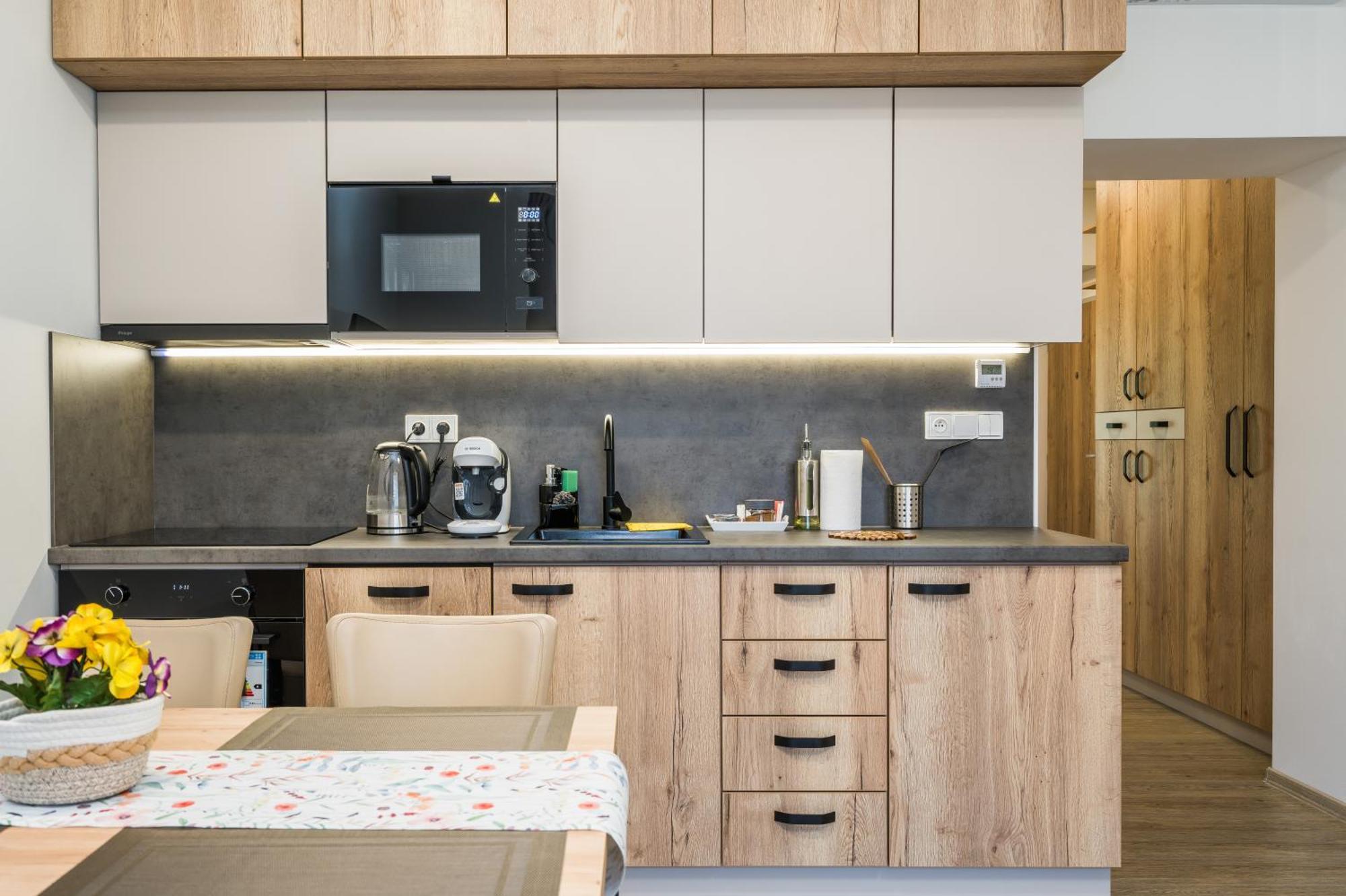 Perla Hradce 101 Apartment Hradec Kralove Bagian luar foto